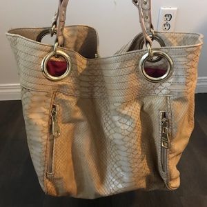 Cream snake-skin look Steve Madden tote bag